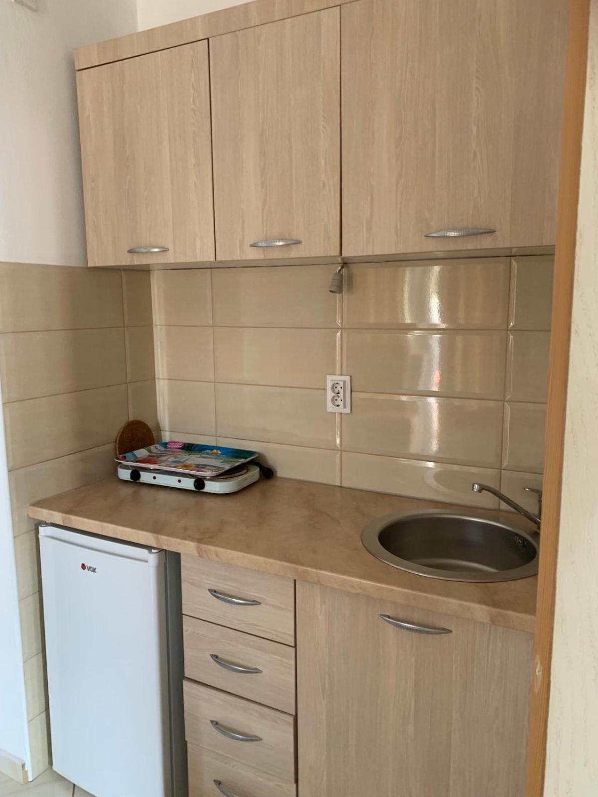 Apartments Nurkovic Dobra Voda Habitación foto
