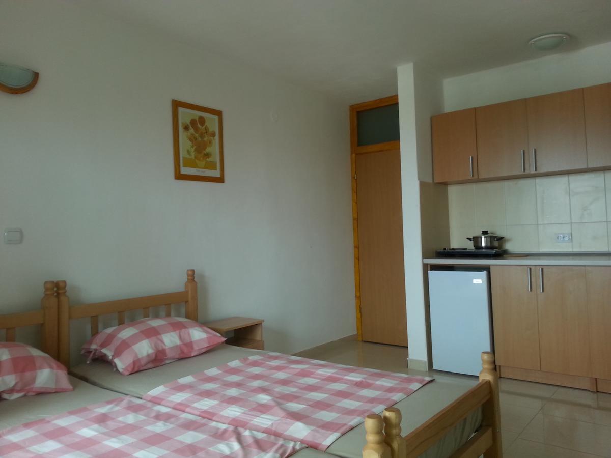 Apartments Nurkovic Dobra Voda Exterior foto